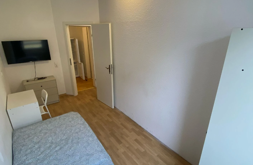 Wilhelm-Busch-Straße 24 04357 Leipzig - 3 Room Apartment - Wilhelm-Busch-Straße 24 - single room / sharing room