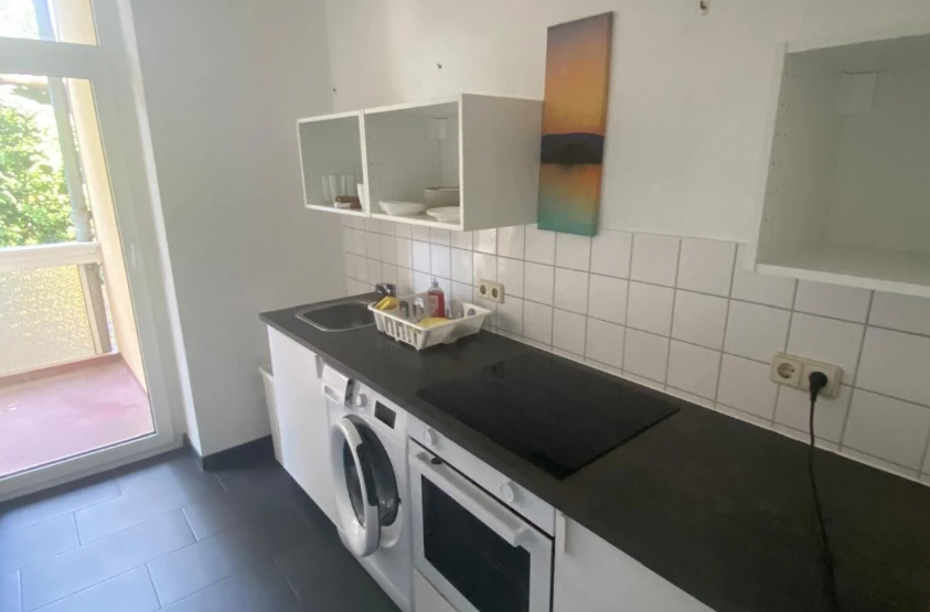 3 Room Apartment in Leipzig - Fully Furnished - Room 2 (Shared)