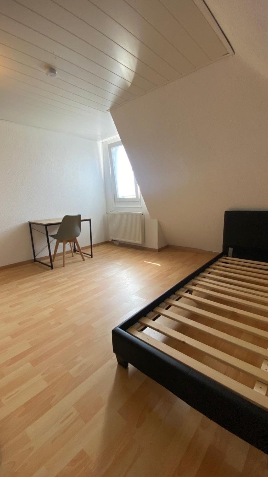Spacious WG House with Garden in Stuttgart Zuffenhausen - Rooms Available - private room in 6 wg