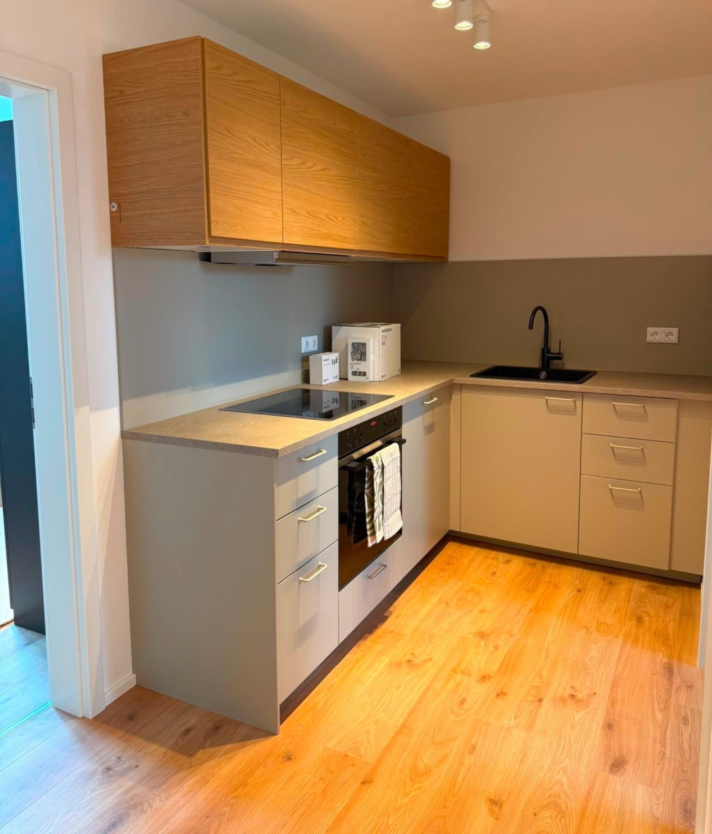 Newly Renovated 5-Person Shared Apartment in Nuremberg - Furnished, Move-In Ready! - Zimmer 5